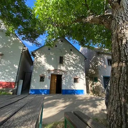 Kralicek Na Vinne Stezce Apartament