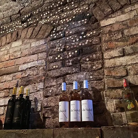 Kralicek Na Vinne Stezce *